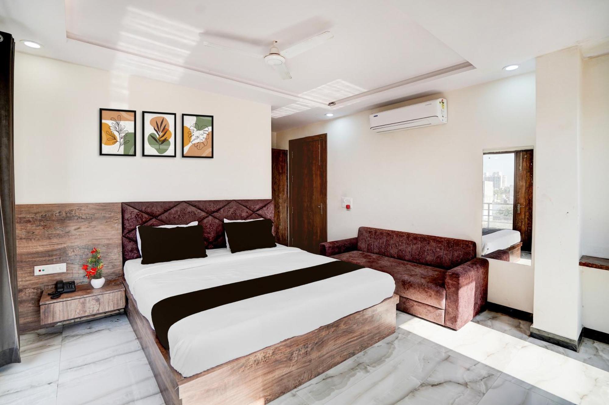 Super Townhouse Taj Nagri Basai Formerly Royal Empire Tājganj 외부 사진